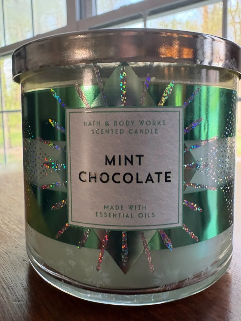 Bath & Body Works Holiday Mint Chocolate 3 Wick Jar Candle 14.5 oz, NEVER USED - Picture 2 of 7